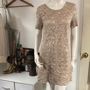 Jessica Howard 90s Lace Beige Dress